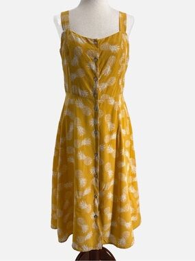 Amour Vert Adelia Silk Button Front Midi Dress Golden Marigold Pineapple Print M